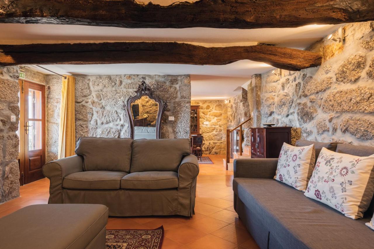منزل الضيف ريزندي  في Quinta Do Outeiro المظهر الخارجي الصورة